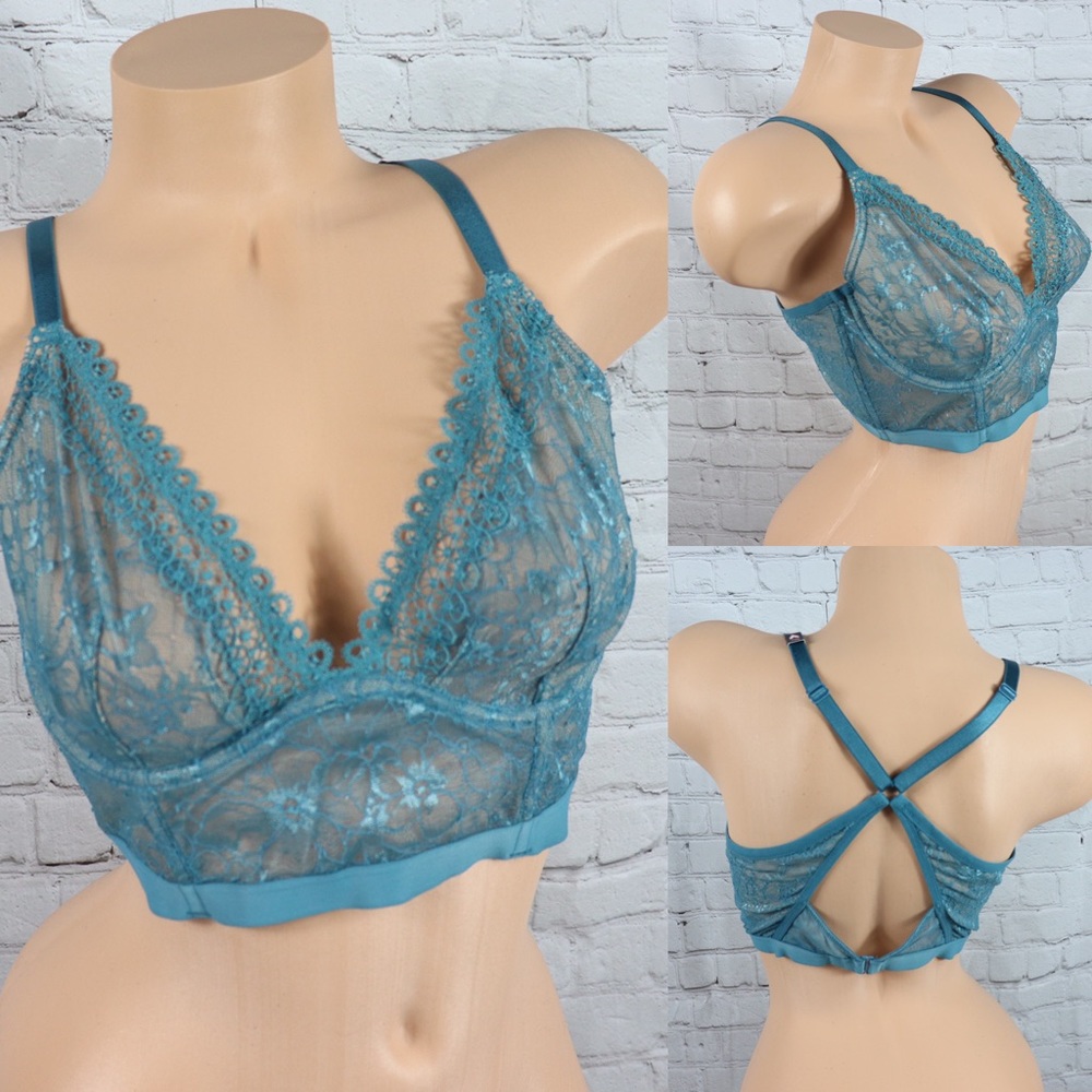 VS Victoria’s Secret Very Sexy Lace Plunge Bra